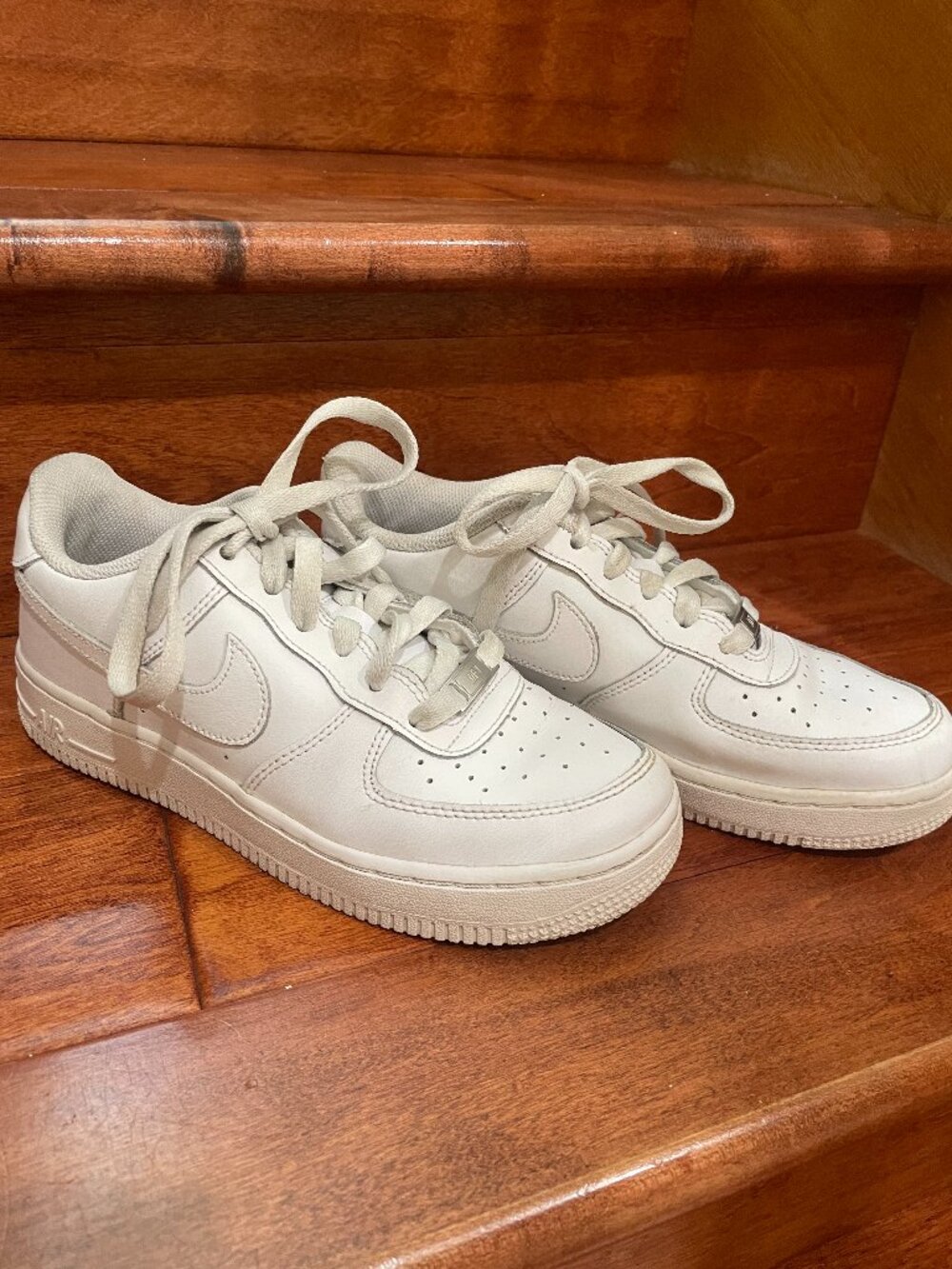 Nike Air Force 1 - Women's Size 7/Boys 5 - GREAT Condition
